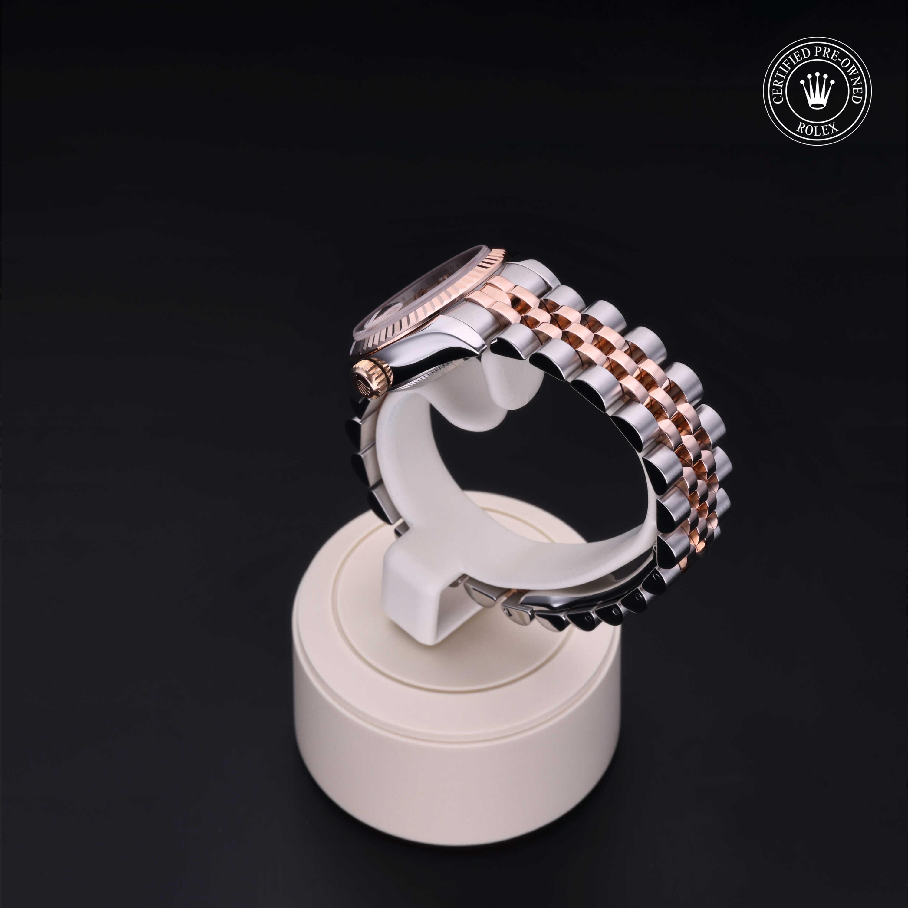 Lady-Datejust 26 Rolex Certified Pre-Owned 2007, 26 mm, Rolesor 18 Carat Red
Reference: 179171