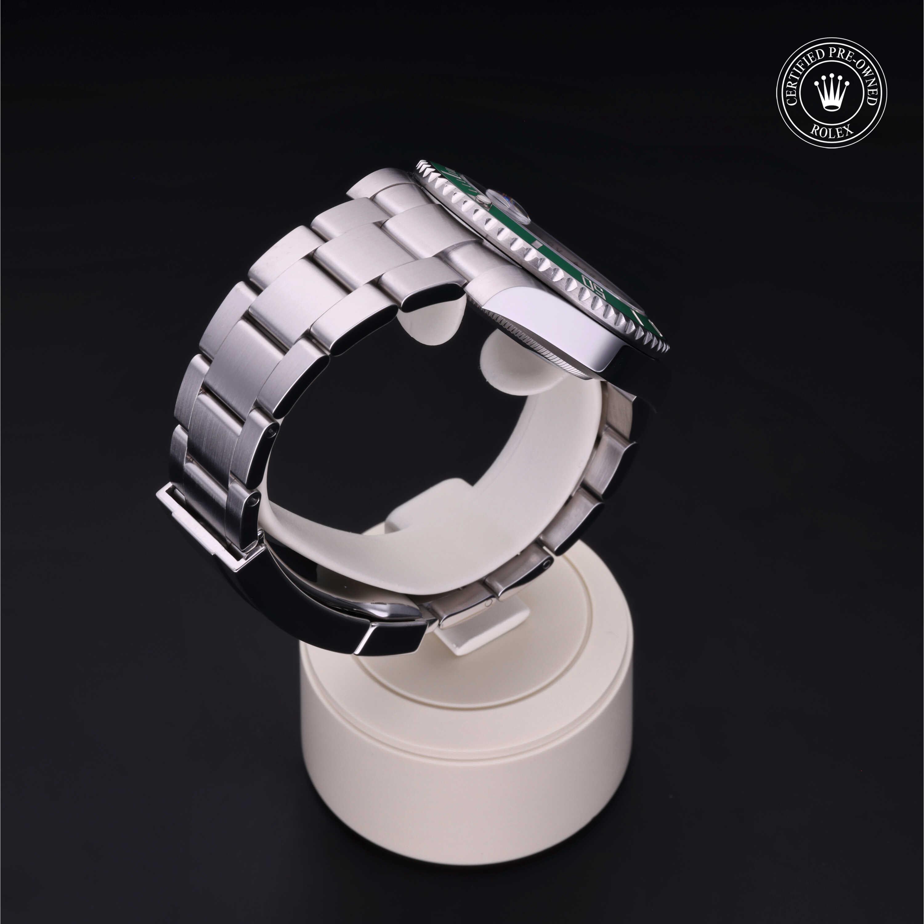 Submariner Date 勞力士中古錶認證 2011, 40毫米, 鋼
型號: 116610LV
