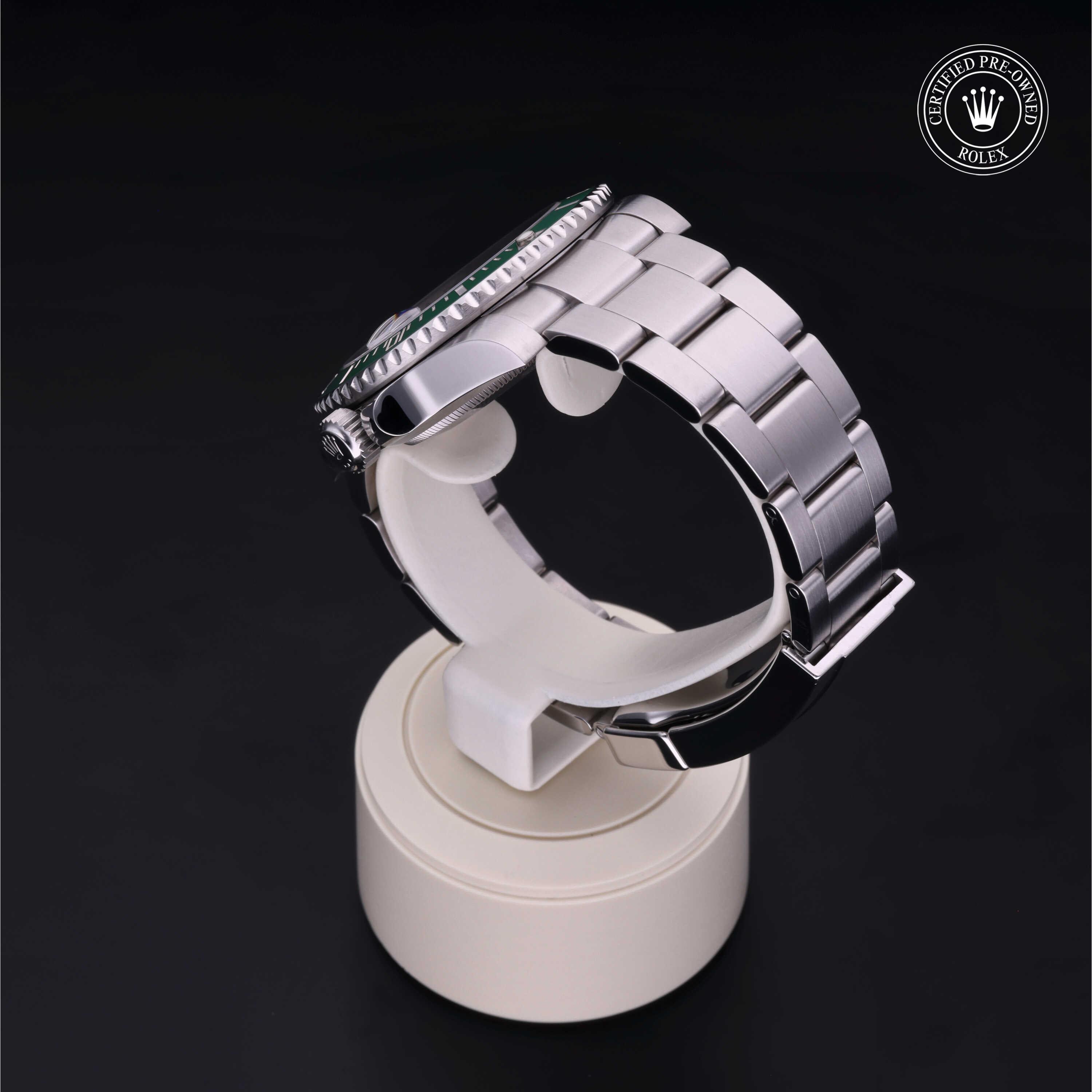 Submariner Date 勞力士中古錶認證 2011, 40毫米, 鋼
型號: 116610LV