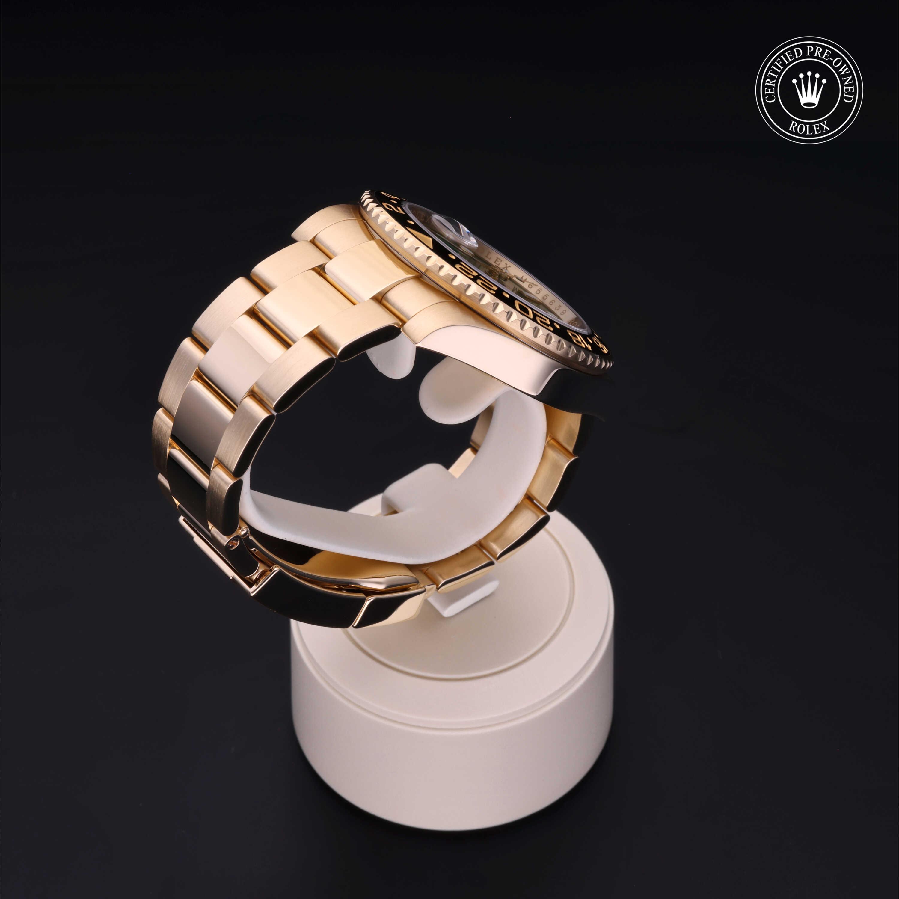 GMT-Master II Rolex Certified Pre-Owned 2009, 40 mm, Gold 18 Carat Yellow
Reference: 116718LN