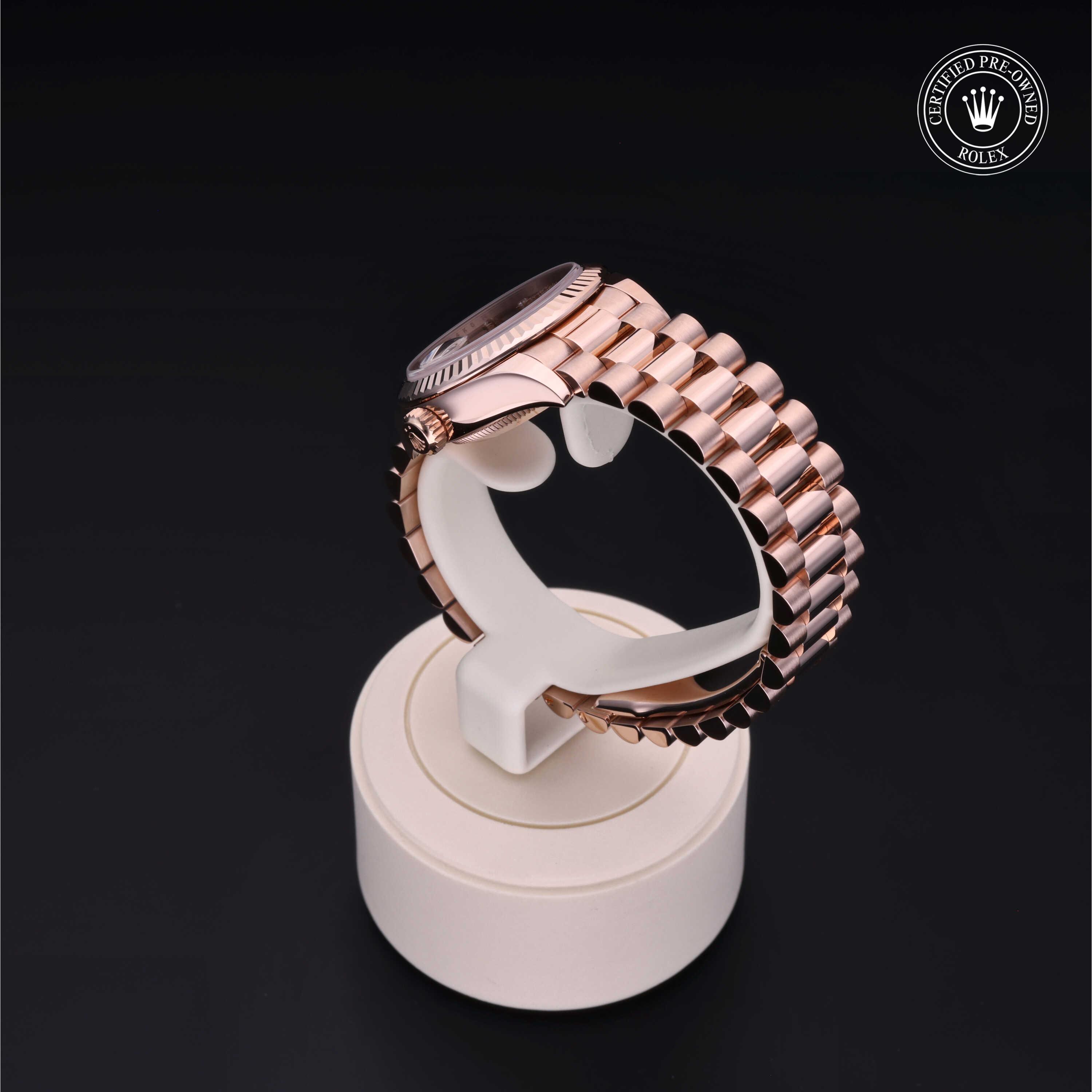 Lady-Datejust 勞力士中古錶認證 2015, 28毫米, 18K紅金
型號: 279175