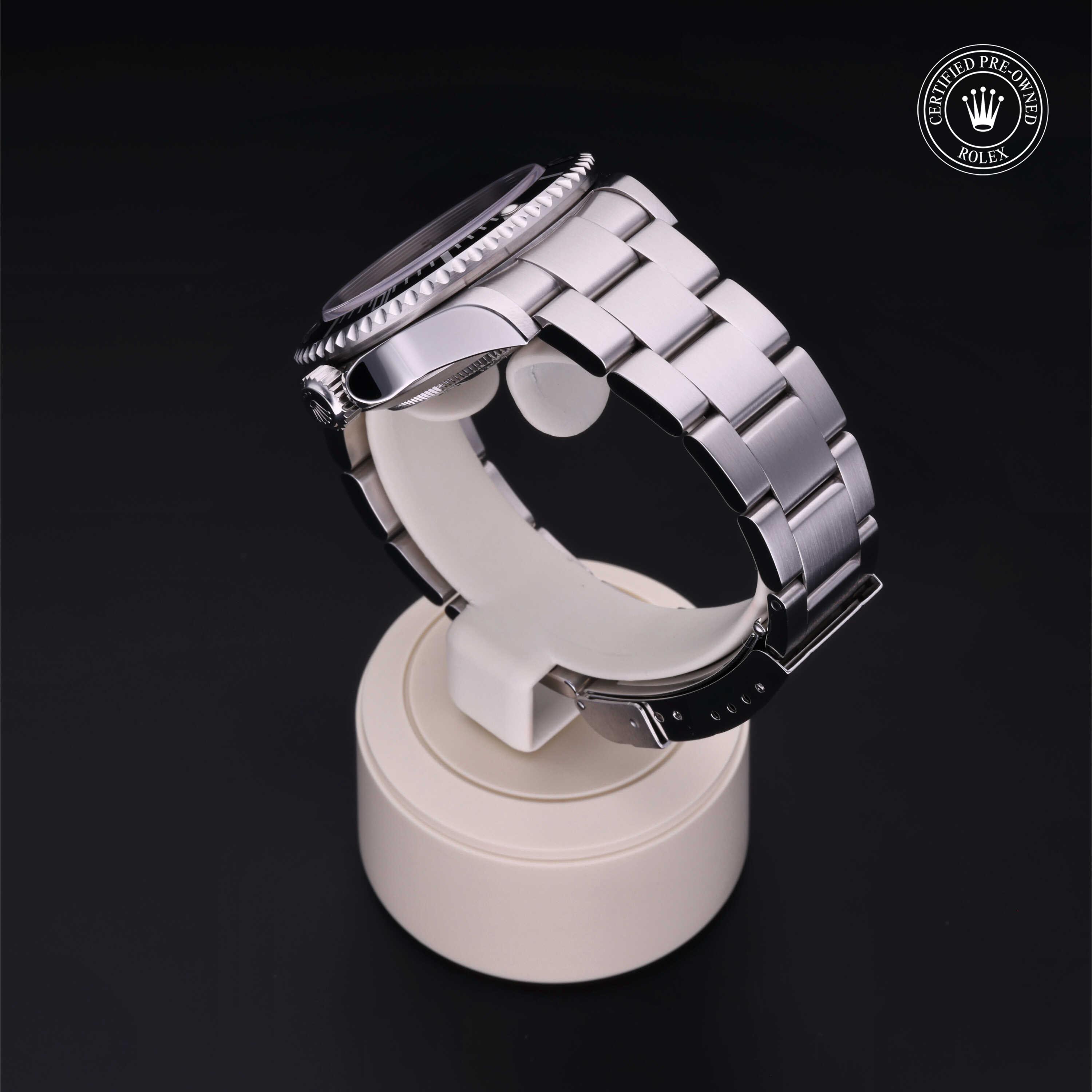 Oyster Perpetual Sea-Dweller Rolex Certified Pre-Owned 2006, 40 mm, Steel
Reference: 16600