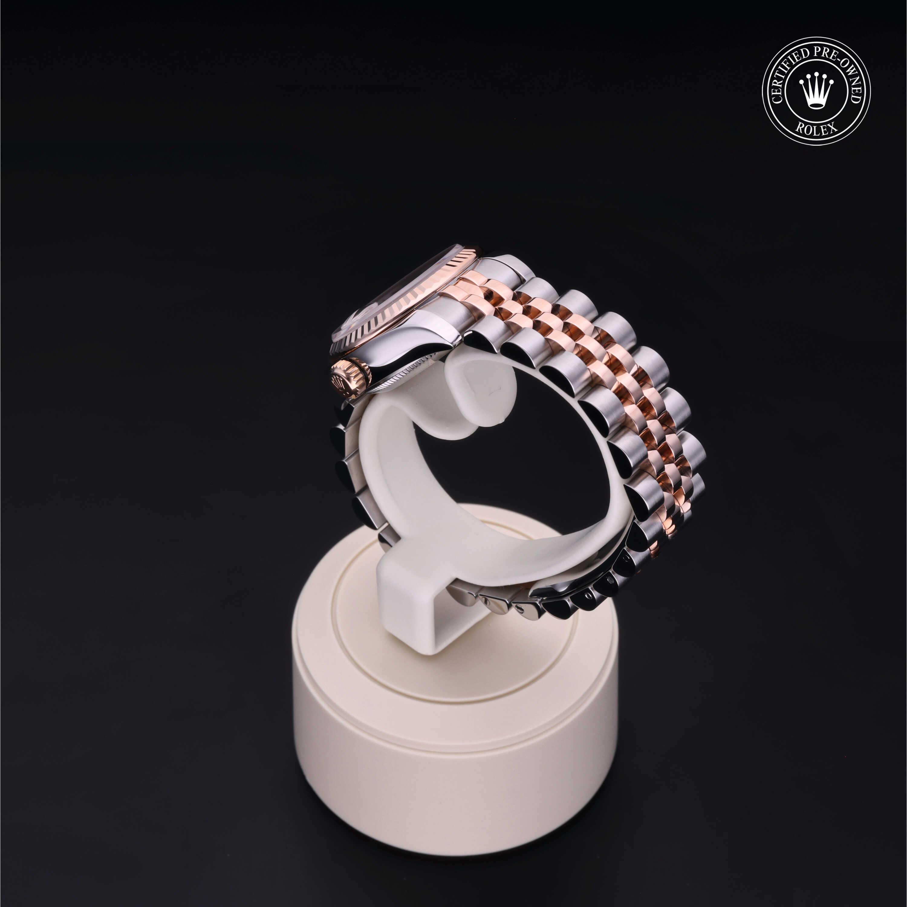 Lady-Datejust 26 Rolex Certified Pre-Owned 2012, 26 mm, Rolesor 18 Carat Red
Reference: 179171